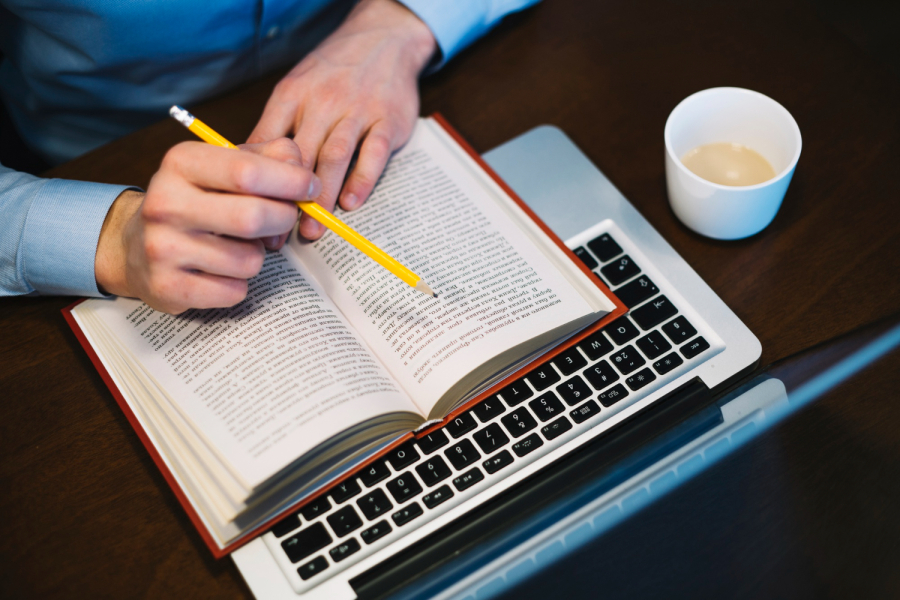What is the beginner rate for proofreading? Side Hustles Secrets 2023